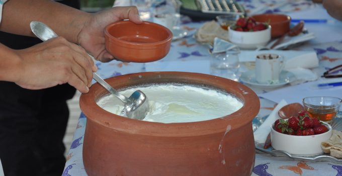 Mersin’de 51. Uluslararası Silifke Müzik Ve Folklor Festivali’nde Yoğurt Yarışması