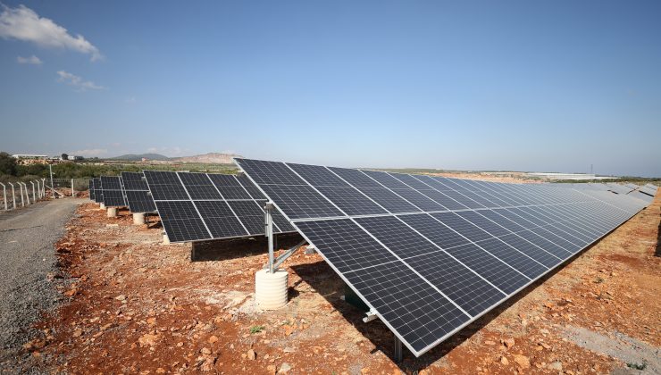 Mersin’de Güneş Enerjisi Santrali Açılışı Yapıldı