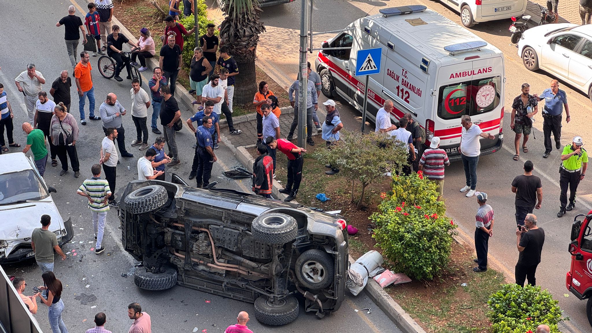 Mersin'de Trafik Kazası: 4 Yaralı