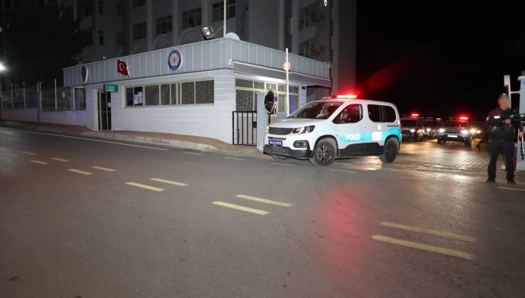 Mersin’de Müstehcen İçerik Suçlaması: 9 Kişi Tutuklandı